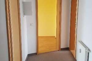 Schöne Wohnung in ruhiger Lage mit Balkon – Schüffnerstr. 16, 9130 Sonnenberg, Chemnitz – Vorschaubild 2