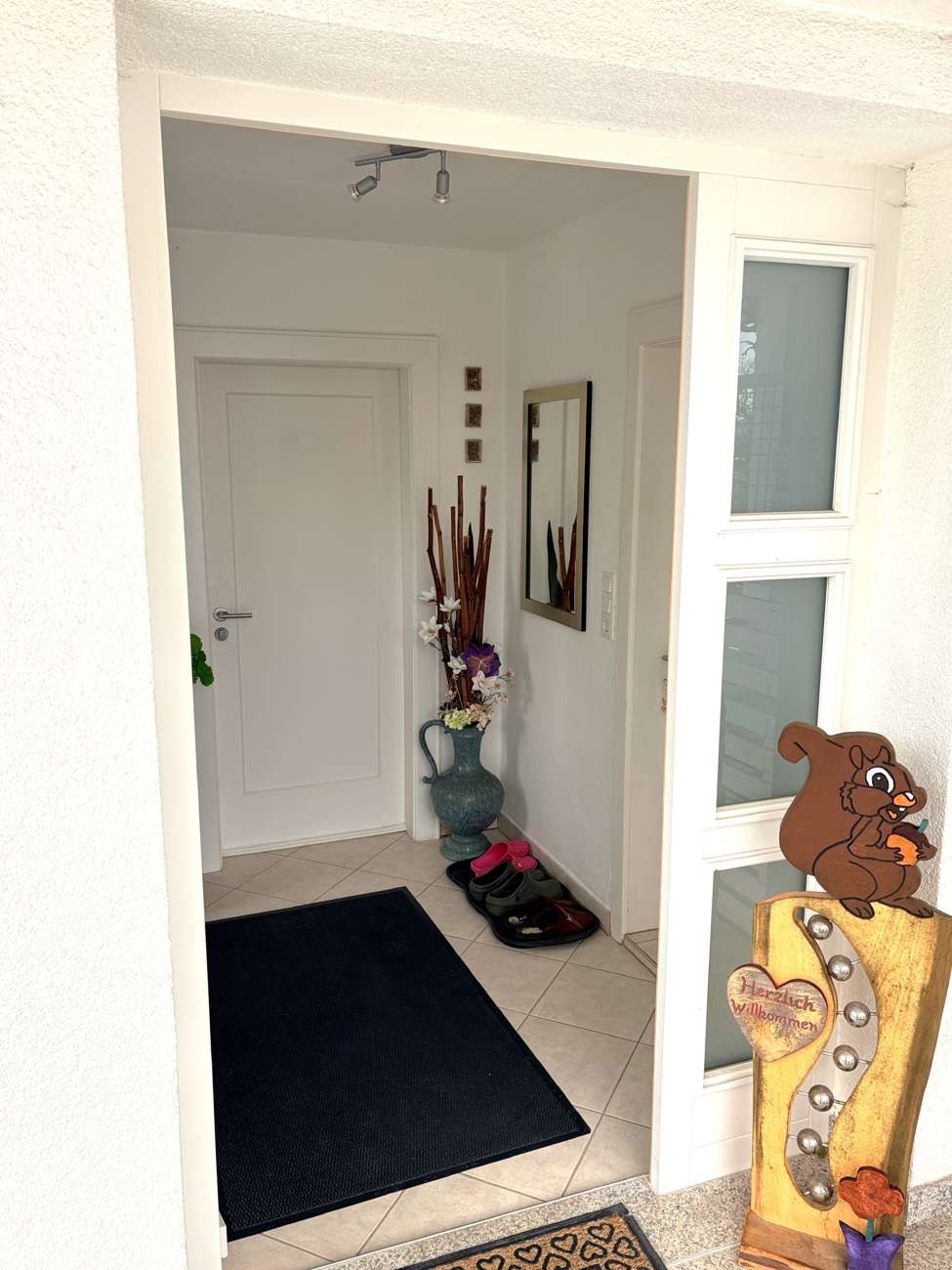 Immobilie in Marktleugast - Ein Haus – alle Freiheiten: Modernisiertes Wohndomizil für Familien oder Mehrgenerationen - Bild 1