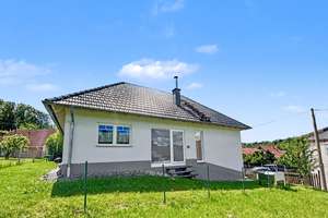 Einziehen und wohlfühlen – Junges Einfamilienhaus mit Wärmepumpe, Kamin und Doppelgarage in Geratal – 99331 Geraberg – Vorschaubild 2