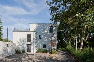 Property thumbnail 2