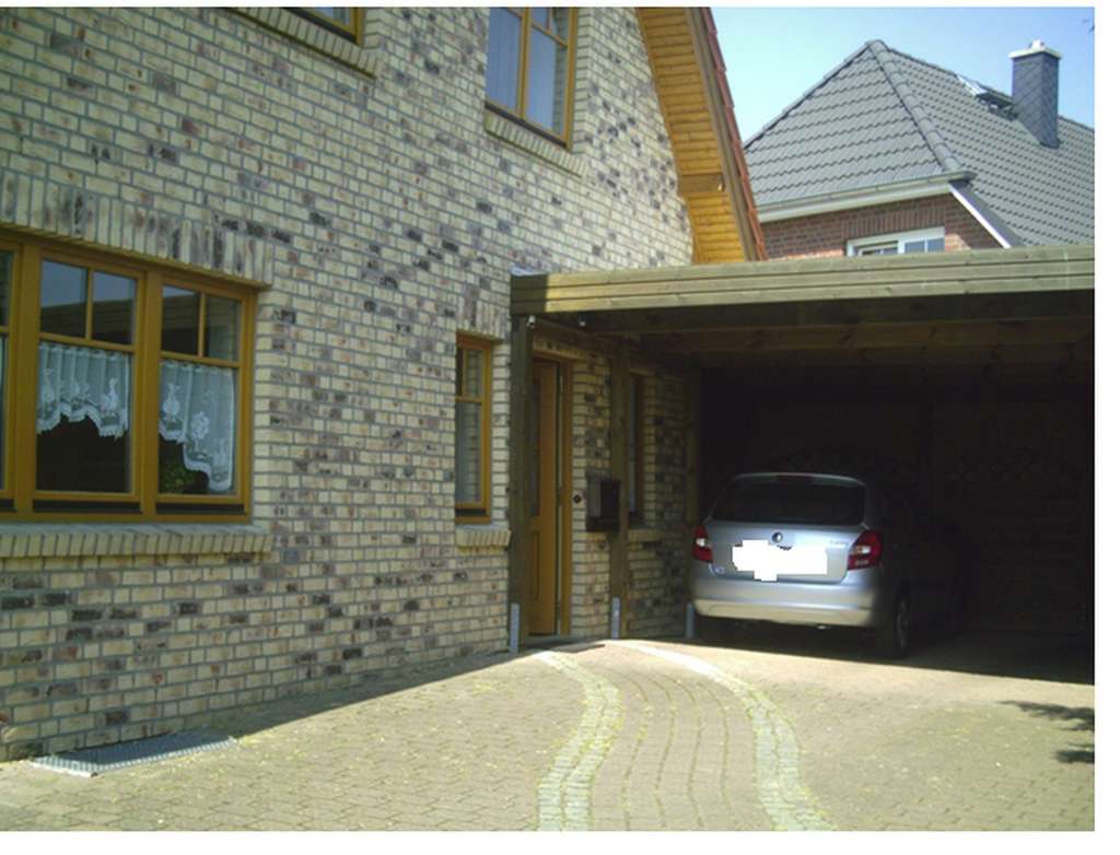 Immobilie in Jersbek - Sonnendurchflutetes Einfamilienhaus mit Vollkeller in ruhiger Lage direkt am Feldrand - Bild 2