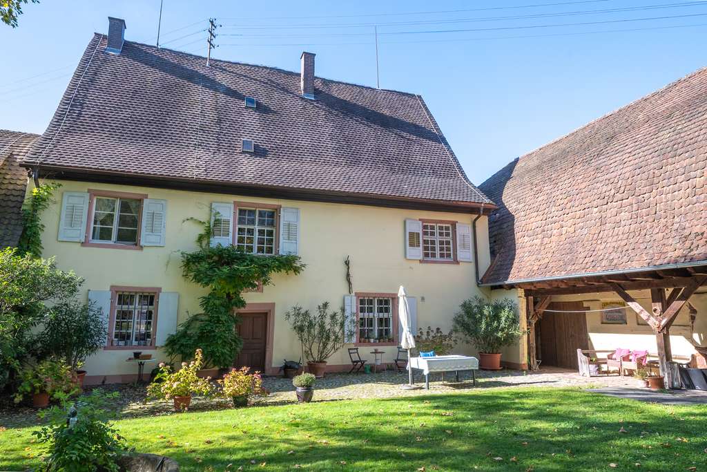 Immobilie in March - Historisches Anwesen im Schlosspark Hugstetten - Bild 1