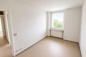 Bonn-Endenich. Kapitalanlage 5. OG. mit 3 ZKB mit Balkon - Provisionsfrei! – Carl-Justi-Straße 23, 53121 Endenich, Bonn – Vorschaubild 4