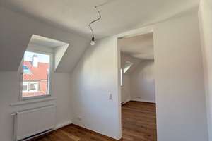 Besondere Dachgeschosswohnung | 4 Zimmer | Cabriofenster | Erstbezug – Wilhelm Raabe Str. 4, 70199 Südheim, Stuttgart – Vorschaubild 2
