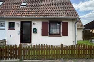 Doppelhaushälfte, Modernisierungsobjekt mit 702 qm Grundstück, zentral und ruhige Lage in Faßberg – Celle (Kreis) – Vorschaubild 1