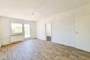 Sonniger Balkon trifft Wannenbad – 2 Zimmer in der 1. Etage – Am kleinen Feld 46, 4205 Grünau-Nord, Leipzig – Vorschaubild 2
