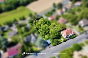 3.229 m² Grundstücksfläche mit Dreifamilienhaus und Doppelgarage an der Haardt – Die vollständige Adresse der Immobilie erhältst du vom Anbieter., 97422 Eselshöhe/Haardt, Schweinfurt – Vorschaubild 2