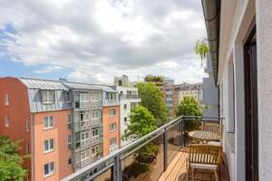 PROVISIONSFREI: Schwabinger Stadtjuwel - helle 2-Zi-Whg in oberster Etage, Balkon und Aufzug – Fallmerayerstr. 1a, 80796 Neuschwabing, München – Vorschaubild 8
