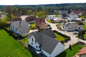 MODERN, FEIN, SCHÖN! EFH MIT DOPPELGARAGE & SONNIGEM GARTEN AM ORTSRAND! EIN ZUHAUSE! – Die vollständige Adresse der Immobilie erhältst du vom Anbieter., 87739 Breitenbrunn – Vorschaubild 9