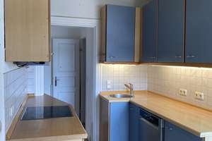 Sofortbezug! Helle 5-Zimmer-Altbauwohnung m. Balkon über den Dächern von Kiel zu kaufen. – Die vollständige Adresse der Immobilie erhältst du vom Anbieter., 24114 Südfriedhof, Kiel – Vorschaubild 16