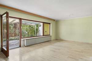 Charmanter Bungalow mit zwei Garagen auf großzügigem Grundstück – Brückenweg 6, 85051 Münchener Straße, Ingolstadt – Vorschaubild 6