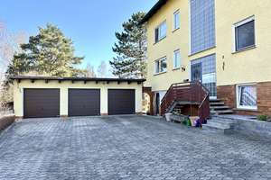 Renditestarkes Mehrfamilienhaus mit PV-Anlage + 3 Garagen - komplett vermietet! Optional mit weitere – Die vollständige Adresse der Immobilie erhältst du vom Anbieter., 95503 Hummeltal – Vorschaubild 3