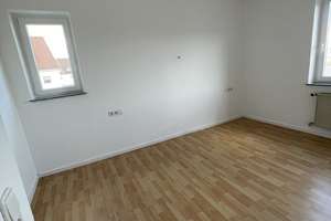 Geschmackvolle 3-Raum-Wohnung mit Balkon und EBK in Stuttgart – Die vollständige Adresse der Immobilie erhältst du vom Anbieter., 70435 Zuffenhausen-Schützenbühl, Stuttgart – Vorschaubild 6