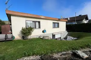 Charmanter Bungalow mit zwei Wohneinheiten – Ludwigsburg (Kreis) – Vorschaubild 11