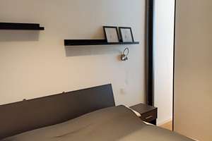 Möbl. Apartment, ruhig, all-inclusive, WLAN /  furnished, central, quiet – Schmellerstr., Nahe U3 + U6 0, 80337 Am Schlachthof, München – Vorschaubild 9