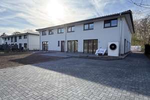 Haus im Haus! Mod. 3-Zi.-Maisonette-ETW (Neubau/EE/KFW 55) mit Terrasse + eigenem Garten in Niendorf – Die vollständige Adresse der Immobilie erhältst du vom Anbieter., 22455 Niendorf, Hamburg – Vorschaubild 3
