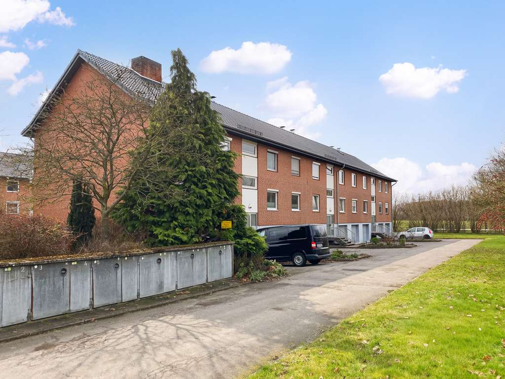 Immobilie in Elmenhorst - . . . freie Wohnung für die Vermietung oder Selbstnutzung . . . - Bild 2