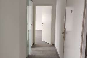 Gut geschnittene 2 Zimmer-Wohnung mit Balkon in KA-SüdWest – Die vollständige Adresse der Immobilie erhältst du vom Anbieter., 76135 Weststadt, Karlsruhe – Vorschaubild 4