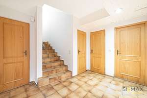 Mediterranes Wohnambiente trifft Architektur – Familienhaus mit exklusiver Pool-Lounge im Würmtal – Die vollständige Adresse der Immobilie erhältst du vom Anbieter., 82166 Gräfelfing – Vorschaubild 25