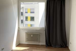 Helle 3-Zimmer-Wohnung mit Balkon / 115 m² – Am Bonneshof 30, 40474 Golzheim, Düsseldorf – Vorschaubild 7