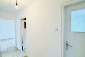 Freie, moderne 3 Zimmer mit XXL-Loggia und traumhaftem Grünblick *inkl. Einbauküche *Energieklasse C – Hasselsstraße 41, 40599 Hassels, Düsseldorf – Vorschaubild 8