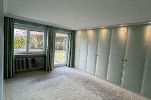 Großzügiges Mehrgenerationenhaus mit Potential – Die vollständige Adresse der Immobilie erhältst du vom Anbieter., 94127 Neuburg am Inn – Vorschaubild 2