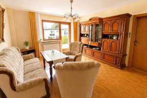 Großzügiges Reihenmittelhaus mit vielseitigem Raumprogramm und West - Garten – Die vollständige Adresse der Immobilie erhältst du vom Anbieter., 40882 Homberg, Ratingen – Vorschaubild 3