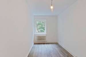 Einziehen & wohlfühlen – helle 3-Zimmer-Wohnung mit Balkon – Richthofenstraße 16, 24768 Rendsburg – Vorschaubild 6