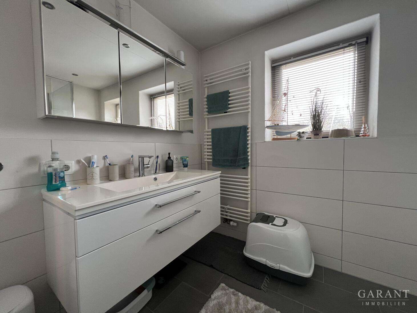 Immobilie in Scheyern - Vielseitige Immobilie mit Lagerhalle, Wintergarten und Ausbaupotenzial - Bild 3