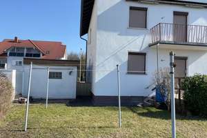 Ein charmantes Zweifamilienhaus mit großem Potenzial in Neustadt bei Coburg – Die vollständige Adresse der Immobilie erhältst du vom Anbieter., 96465 Neustadt bei Coburg – Vorschaubild 4