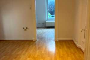 Kleine, ruhige Wohnung in zentraler Lage mit 2 Zi., kl. Diele, neuem Bad in D-dorf-Friedrichstadt – Jahnstraße 83, 40215 Düsseldorf – Vorschaubild 1
