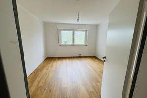 Über den Dächern zuhause: Modernisierte Wohnung mit Balkon im 5. Obergeschoss – 64287 Darmstadt-Ost, Darmstadt – Vorschaubild 5