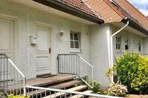 Reihenhaus mit fünf Zimmern in Wiesbaden, Südost – Die vollständige Adresse der Immobilie erhältst du vom Anbieter., 65189 Südost, Wiesbaden – Vorschaubild 1