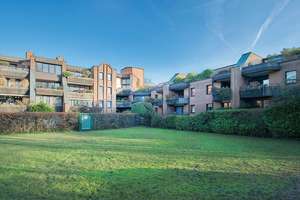 Extravagante Eigentumswohnung in ruhiger Lage und Nähe zum Grafenberger Wald – Die vollständige Adresse der Immobilie erhältst du vom Anbieter., 40235 Grafenberg, Düsseldorf – Vorschaubild 4