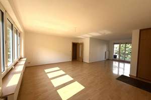 Einziehen und wohlfühlen: Kernsanierte Wohnung mit modernem Wohnkomfort – Die vollständige Adresse der Immobilie erhältst du vom Anbieter., 86156 Kriegshaber, Augsburg – Vorschaubild 4