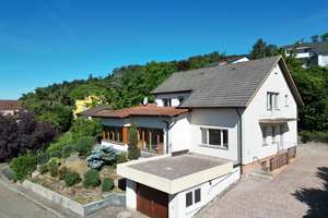 Großzügiges Zuhause. 8 Zimmer. 223 m².
Garten, Garage und 2 Stellplätze. Viel
Platz für Ihre Ideen – Die vollständige Adresse der Immobilie erhältst du vom Anbieter., 78244 Gottmadingen – Vorschaubild 45
