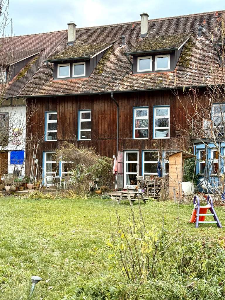 Immobilie in Überlingen - Sie suchen das Besondere? Ökologisch neubaugleich saniertes RH in idyllischer Lage von Bambergen - Bild 0