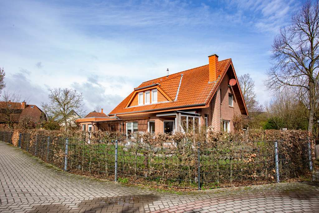 Immobilie in Ostercappeln - Ihr neues Zuhause: Einfamilienhaus auf Erbpacht in Ostercappeln-Venne! - Bild 0