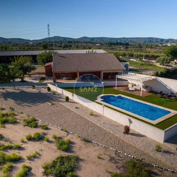 Villa zum Verkauf in L'Olleria