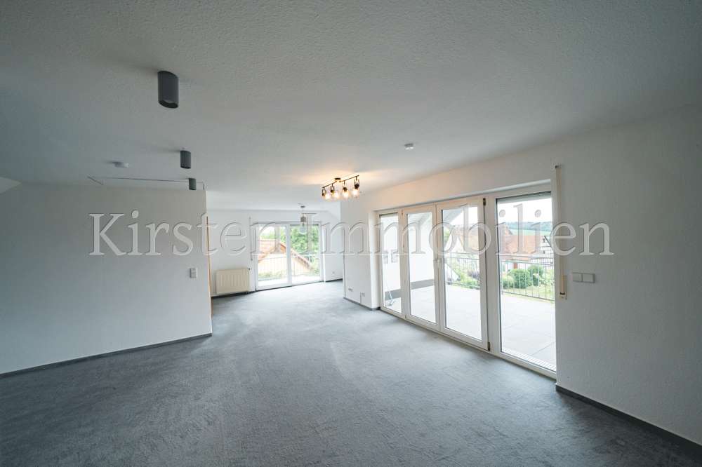 Immobilie in Rosenfeld - Top Lage! Modernes Generationenhaus mit 3 sep. Wohnungen Bj 1993, Doppelgarage! - Bild 3