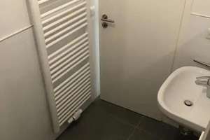 Schöne zwei Zimmer Wohnung in München, Fürstenried – Die vollständige Adresse der Immobilie erhältst du vom Anbieter., 81475 Fürstenried-West, München – Vorschaubild 8