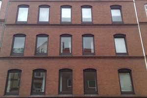 2-Zimmer-Altbau nähe Schrevenpark
