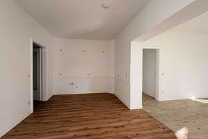 sanierte 4 Zimmer-Wohnung mit modernem Bad + Balkon! – Schäfferstraße 24, 39112 Leipziger Straße, Magdeburg – Vorschaubild 7