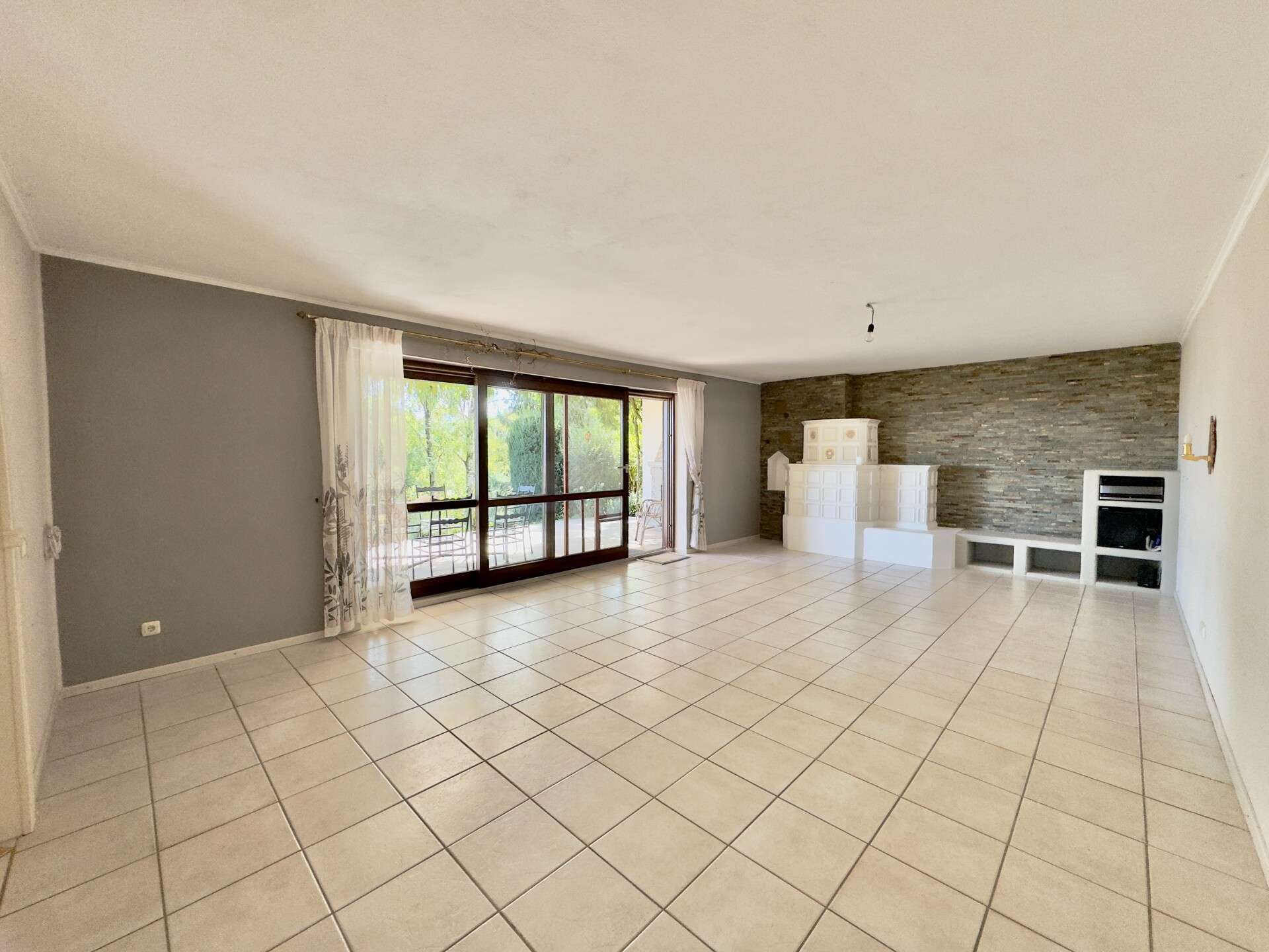 Immobilie in Vilshofen an der Donau - Ein Traum für die ganze Familie - 
Großes Miteinander, oder eine eigene Etage für jede Generation! - Bild 2