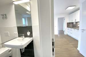 Exklusive 2-Zimmer-Wohnung im EG in Ausrichtung zur Gartenseite mit zwei Terrassen (Süd u. Ost) – Die vollständige Adresse der Immobilie erhältst du vom Anbieter., 81377 Großhadern, München – Vorschaubild 7