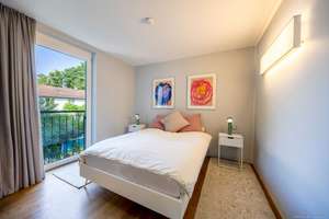 Herzogpark: Lichtdurchflutetes Familiendomizil mit schönem Garten, Balkon & luxuriöser Masteretage. – Die vollständige Adresse der Immobilie erhältst du vom Anbieter., 81925 Herzogpark, München – Vorschaubild 12