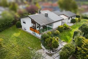 Bungalow mit Charakter: Panoramablick, Gartenidylle und Platz für Generationen – Die vollständige Adresse der Immobilie erhältst du vom Anbieter., 74564 Crailsheim – Vorschaubild 1