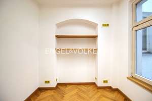 Denkmalgeschützte, stilvoll sanierte Altbau-Residenz mit Aufzug in der Regensburger Innenstadt – Die vollständige Adresse der Immobilie erhältst du vom Anbieter., 93047 Innenstadt, Regensburg – Vorschaubild 10