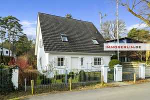 IMMOBERLIN.DE - Top-Wohlfühllage! Charmantes Einfamilienhaus mit Gartenparadies – Potsdam – Vorschaubild 1