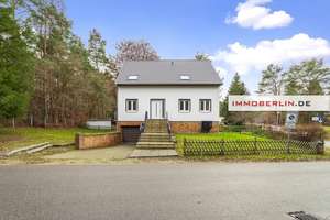 IMMOBERLIN.DE - Ersteinzug! Sehr attraktives Haus mit Südterrasse, Garage & Sonnengarten – Die vollständige Adresse der Immobilie erhältst du vom Anbieter., 16775 Stechlin – Vorschaubild 1